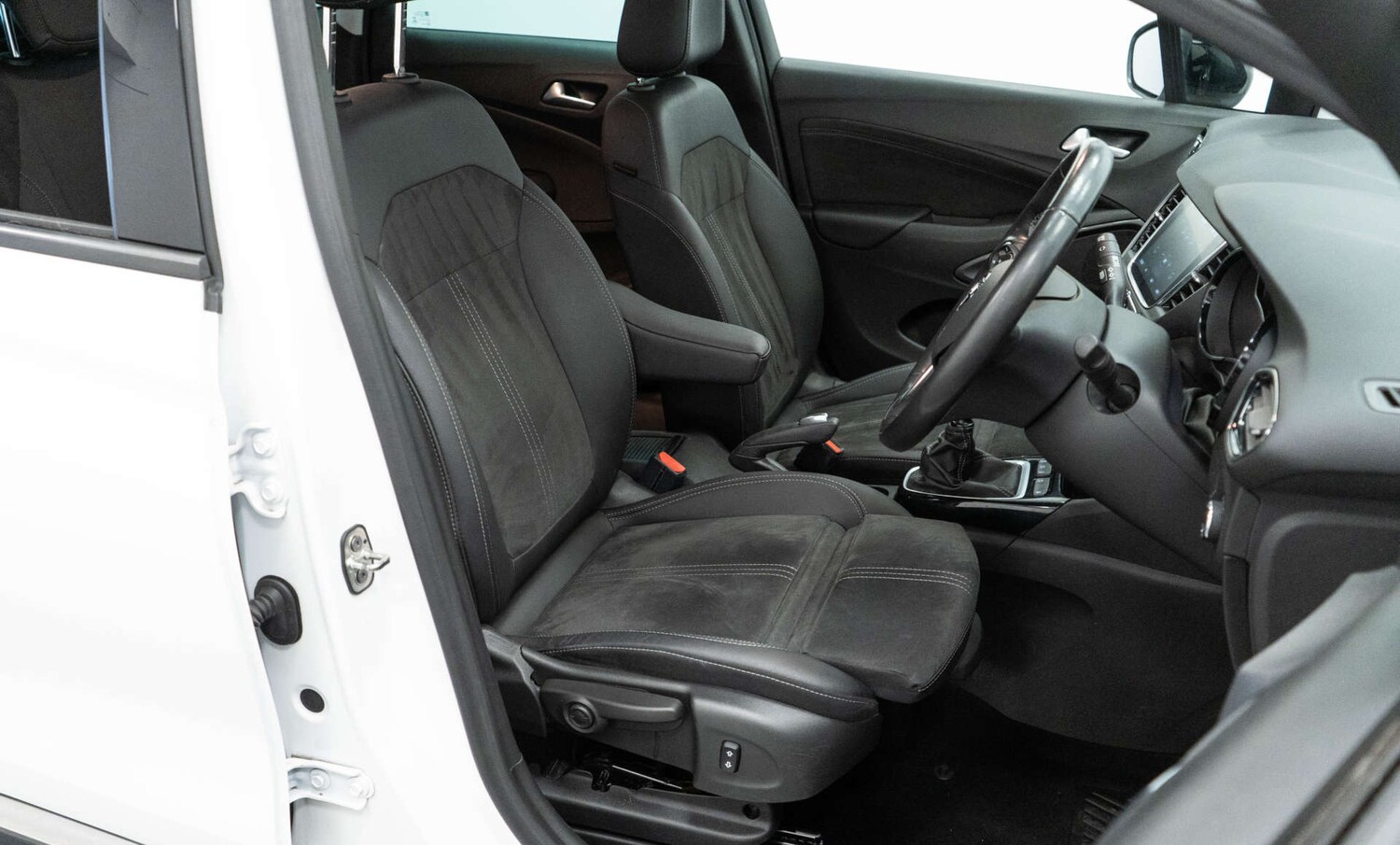 Used Vauxhall Crossland 2022 for sale - 78068057: Photo 23