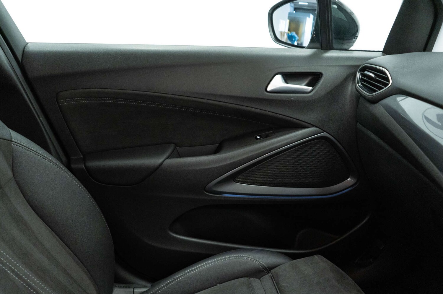 Used Vauxhall Crossland 2022 for sale - 78068057: Photo 33