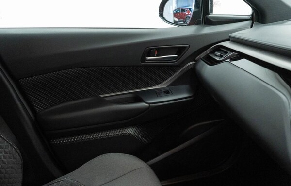 Used Toyota C-HR 2022 for sale - 75765175: Photo 29