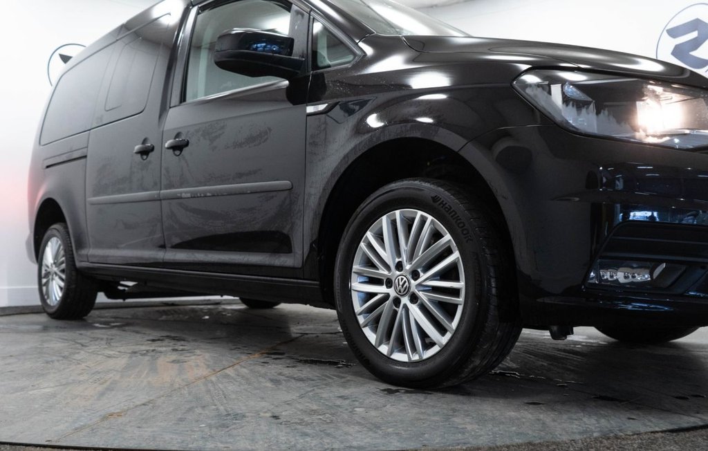 Used Volkswagen Caddy Maxi Life 2018 for sale - 77571670: Photo 11