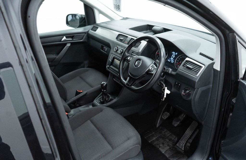 Used Volkswagen Caddy Maxi Life 2018 for sale - 77571670: Photo 20