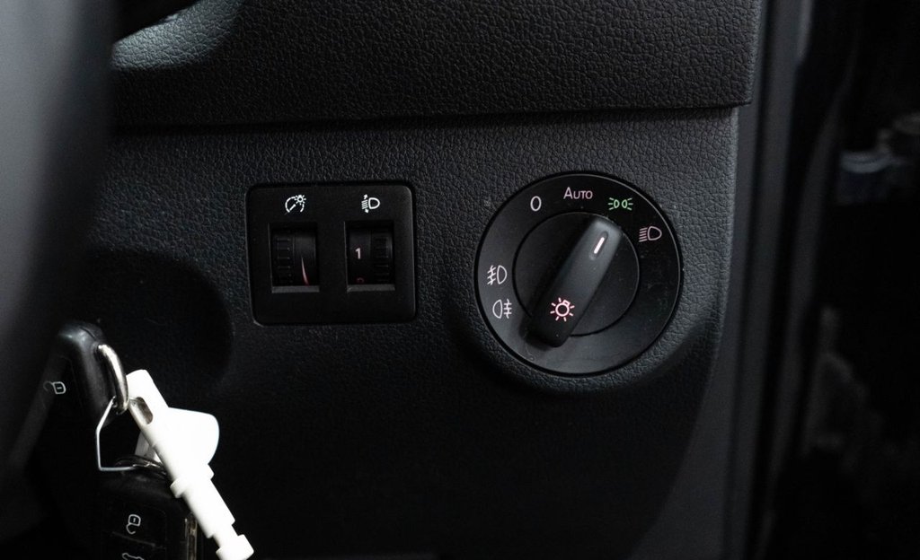 Used Volkswagen Caddy Maxi Life 2018 for sale - 77571670: Photo 23