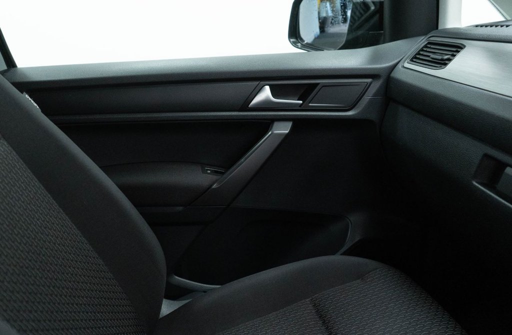 Used Volkswagen Caddy Maxi Life 2018 for sale - 77571670: Photo 29