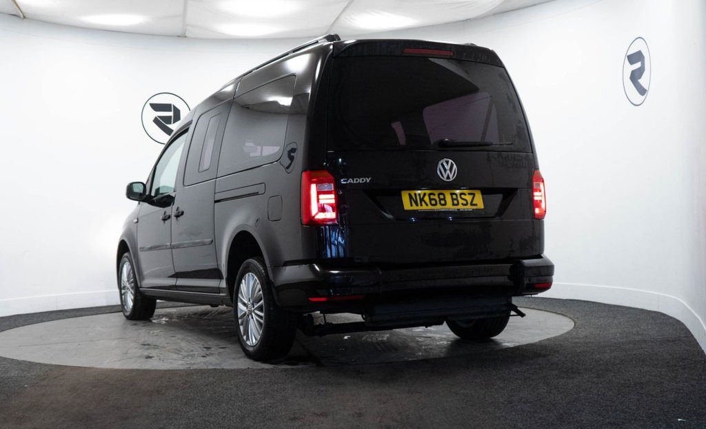 Used Volkswagen Caddy Maxi Life 2018 for sale - 77571670: Photo 5