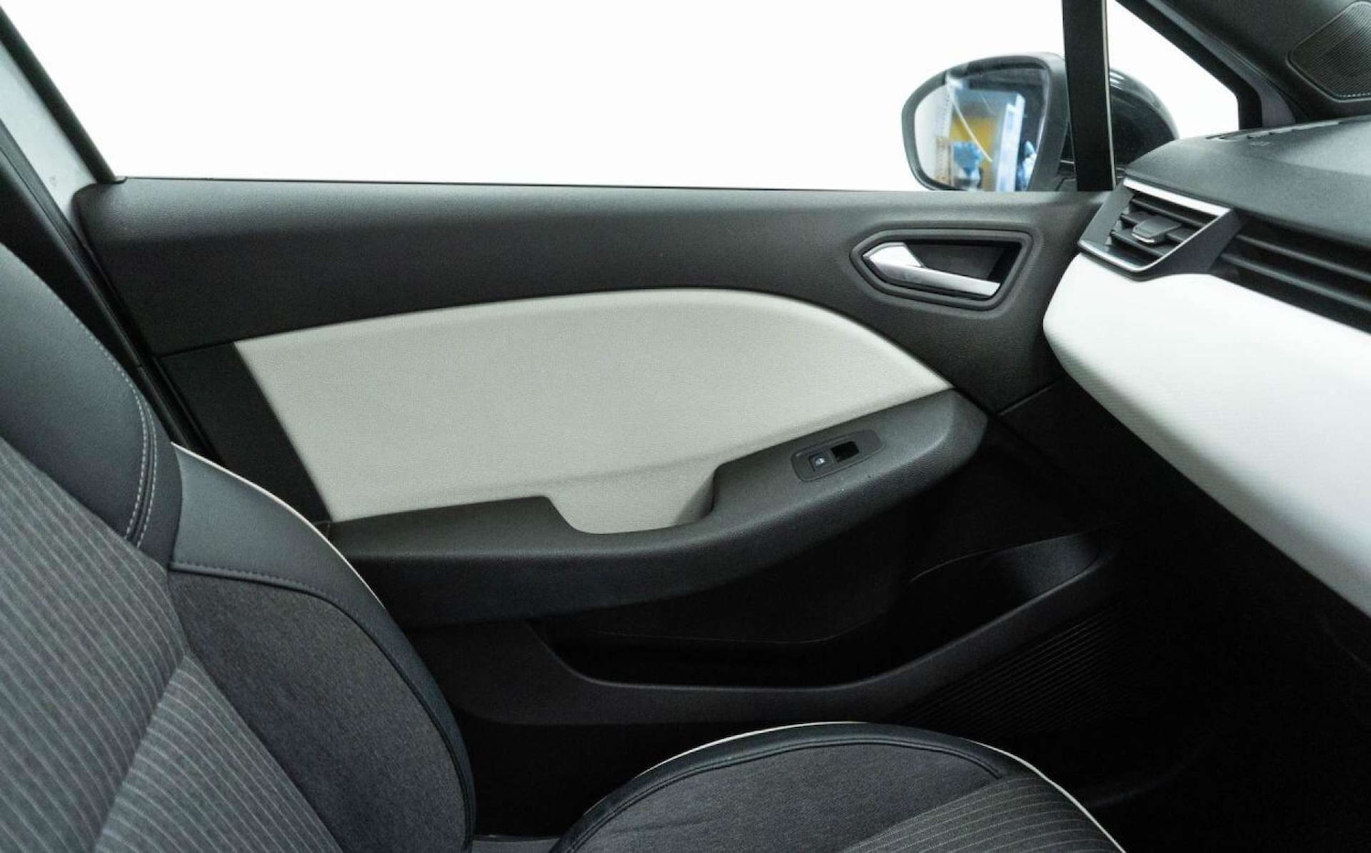 Used Renault Clio 2022 for sale - 78003842: Photo 29