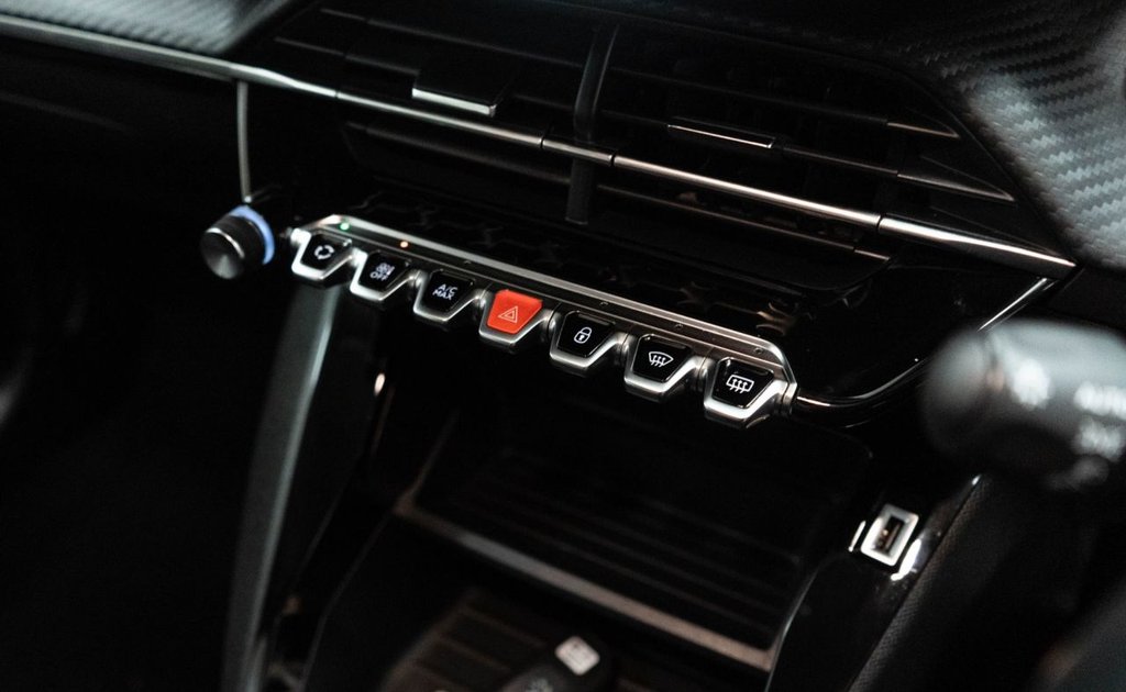 Used Peugeot 2008 2022 for sale - 76323186: Photo 28