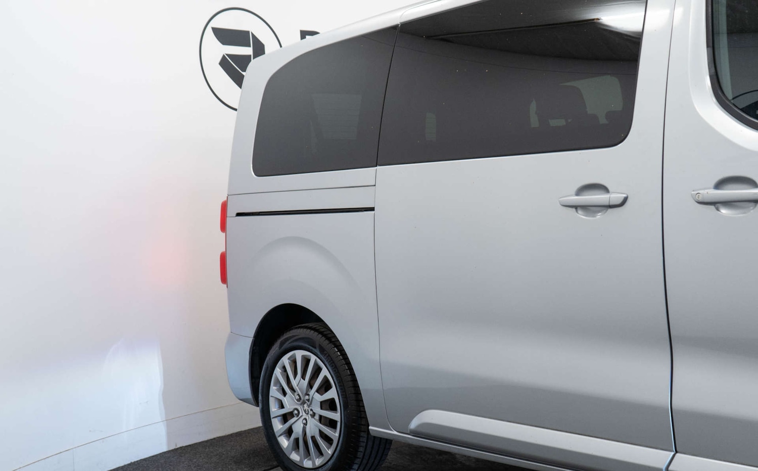 Used Peugeot Traveller 2017 for sale - 78041881: Photo 14