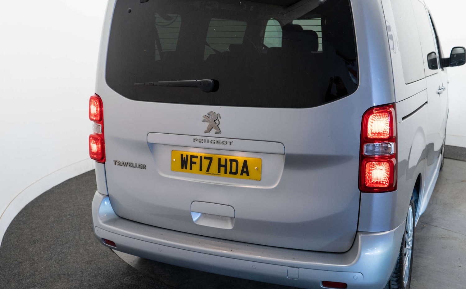 Used Peugeot Traveller 2017 for sale - 78041881: Photo 16