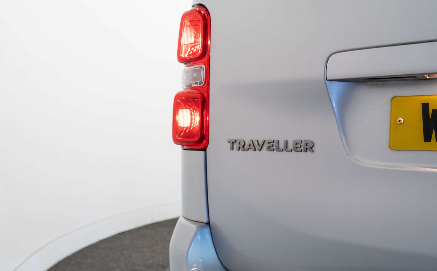 Used Peugeot Traveller 2017 for sale - 78041881: Photo 17