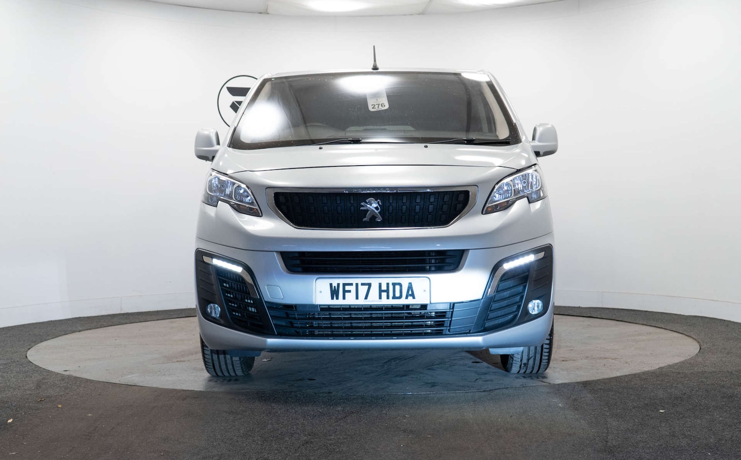 Used Peugeot Traveller 2017 for sale - 78041881: Photo 2