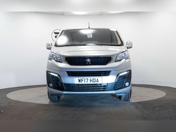 Used Peugeot Traveller 2017 for sale - 78041881: Photo