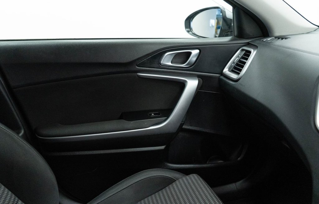 Used Kia XCeed 2021 for sale - 76406277: Photo 32