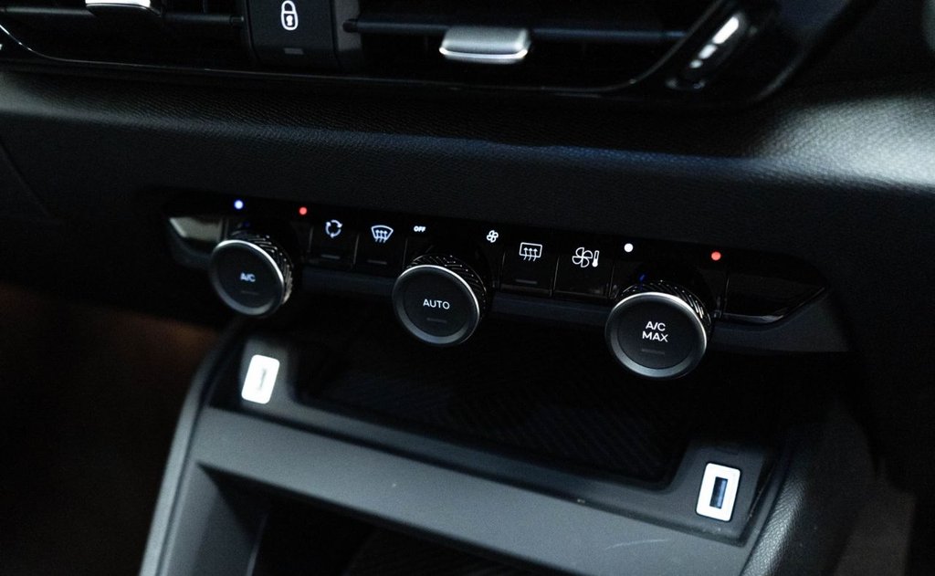 Used Citroen C4 2023 for sale - 76923675: Photo 28