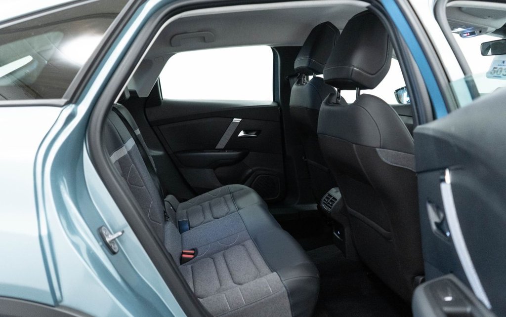 Used Citroen C4 2023 for sale - 76923675: Photo 32