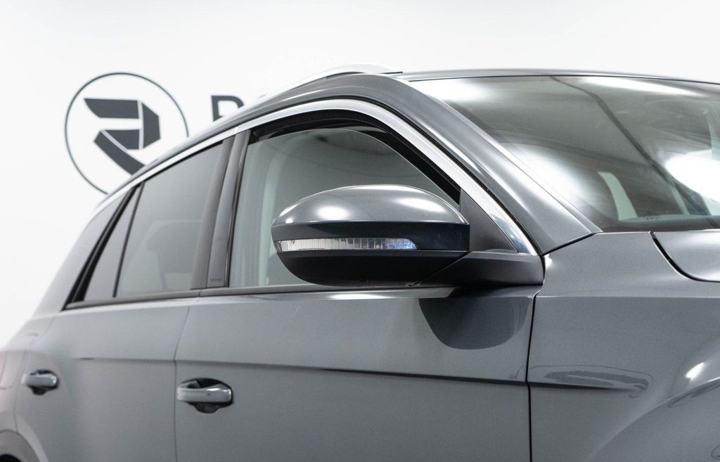 Used Volkswagen T-Roc 2023 for sale - 77457544: Photo 12