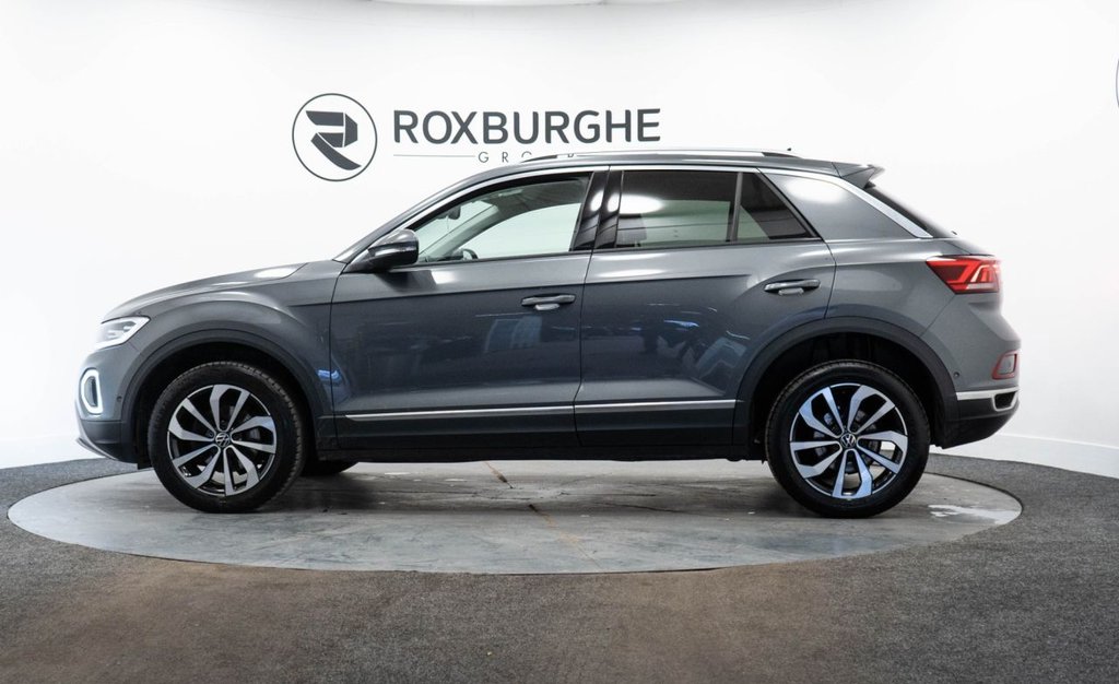 Used Volkswagen T-Roc 2023 for sale - 77457544: Photo 4