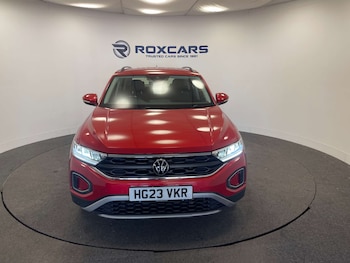 Used Volkswagen T-Roc 2023 for sale - 79449563: Photo