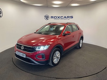 Used Volkswagen T-Roc 2023 for sale - 79449563: Photo
