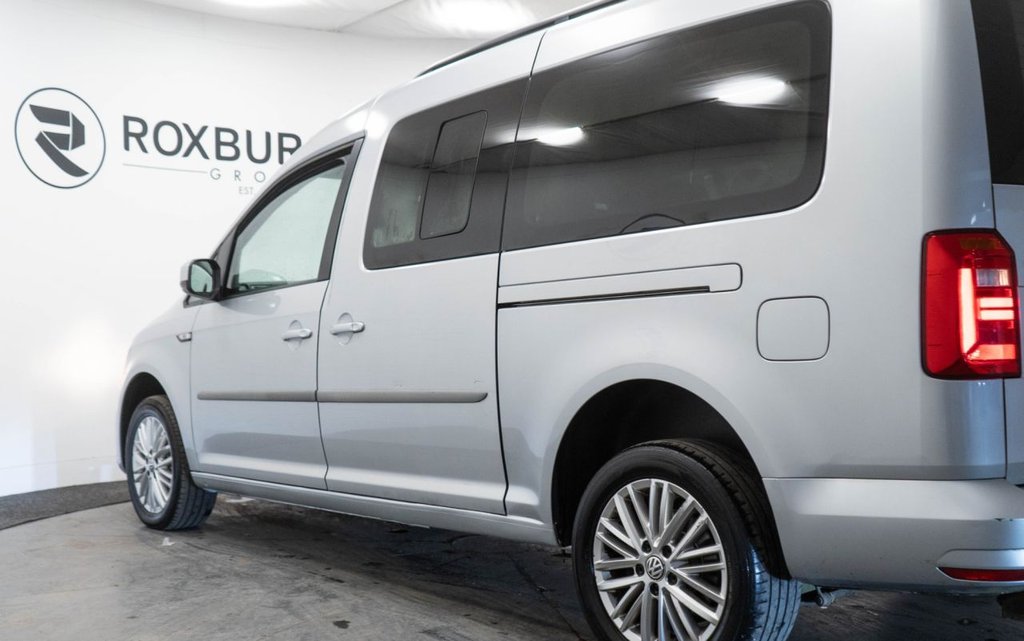 Used Volkswagen Caddy Maxi Life 2019 for sale - 77791976: Photo 17