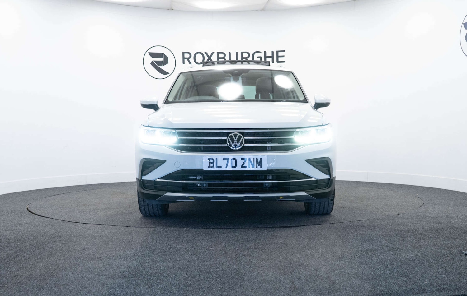 Used Volkswagen Tiguan 2021 for sale - 78176726: Photo 2