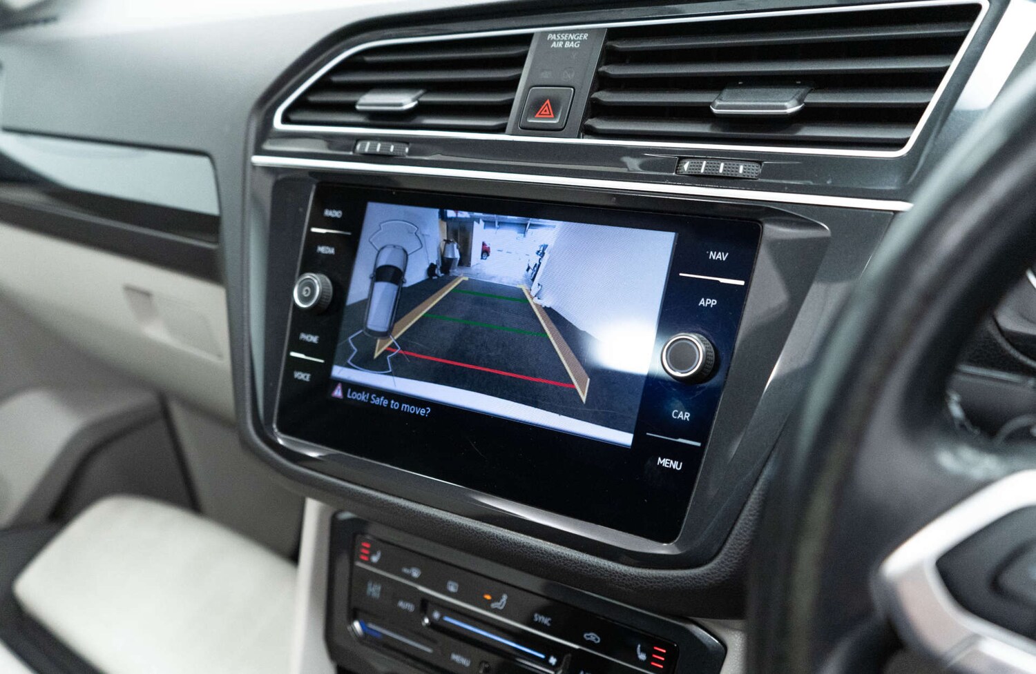 Used Volkswagen Tiguan 2021 for sale - 78176726: Photo 32