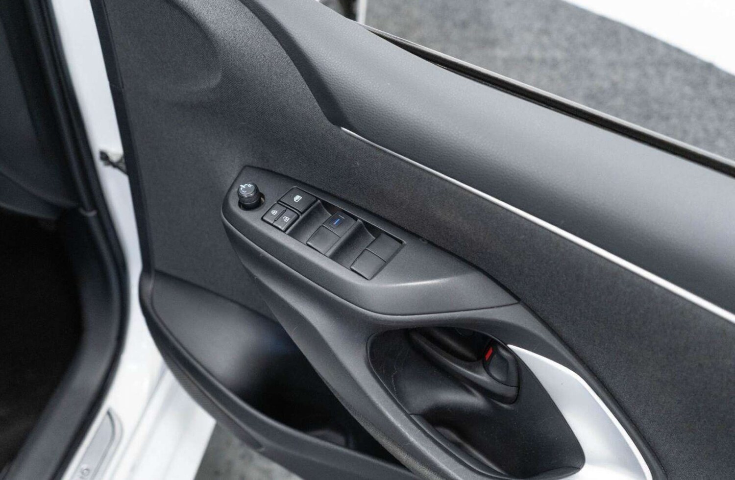 Used Toyota Yaris 2023 for sale - 77930909: Photo 23