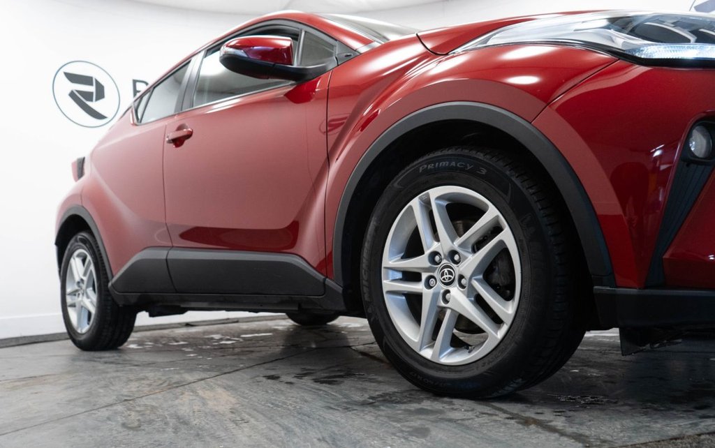 Used Toyota C-HR 2023 for sale - 77525942: Photo 11