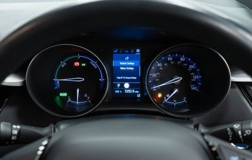 Used Toyota C-HR 2023 for sale - 77525942: Photo 24