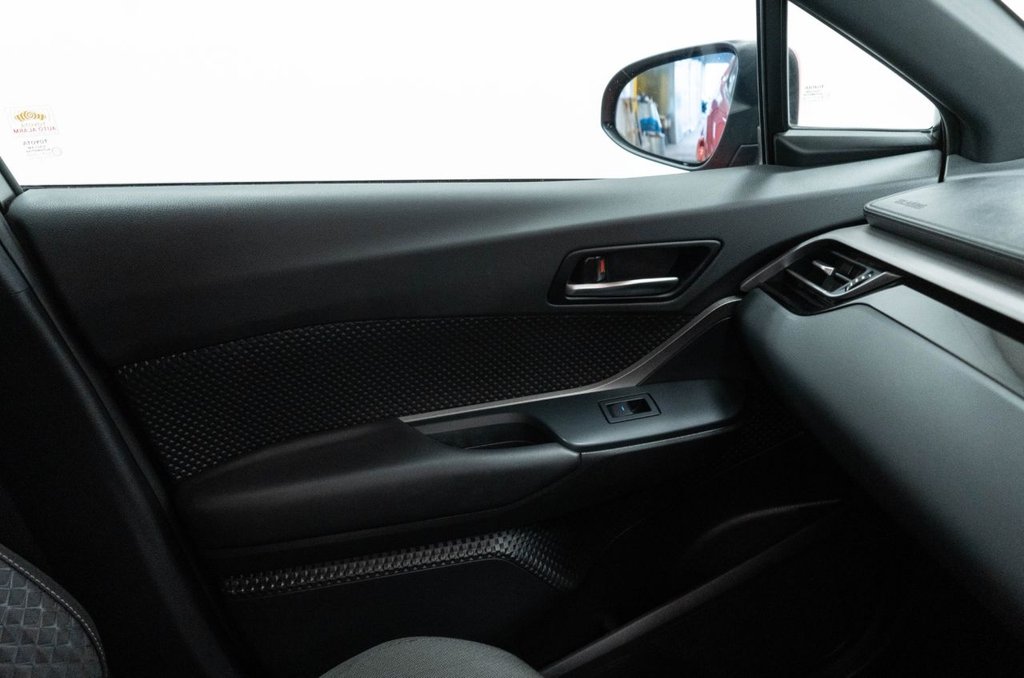 Used Toyota C-HR 2023 for sale - 77525942: Photo 29