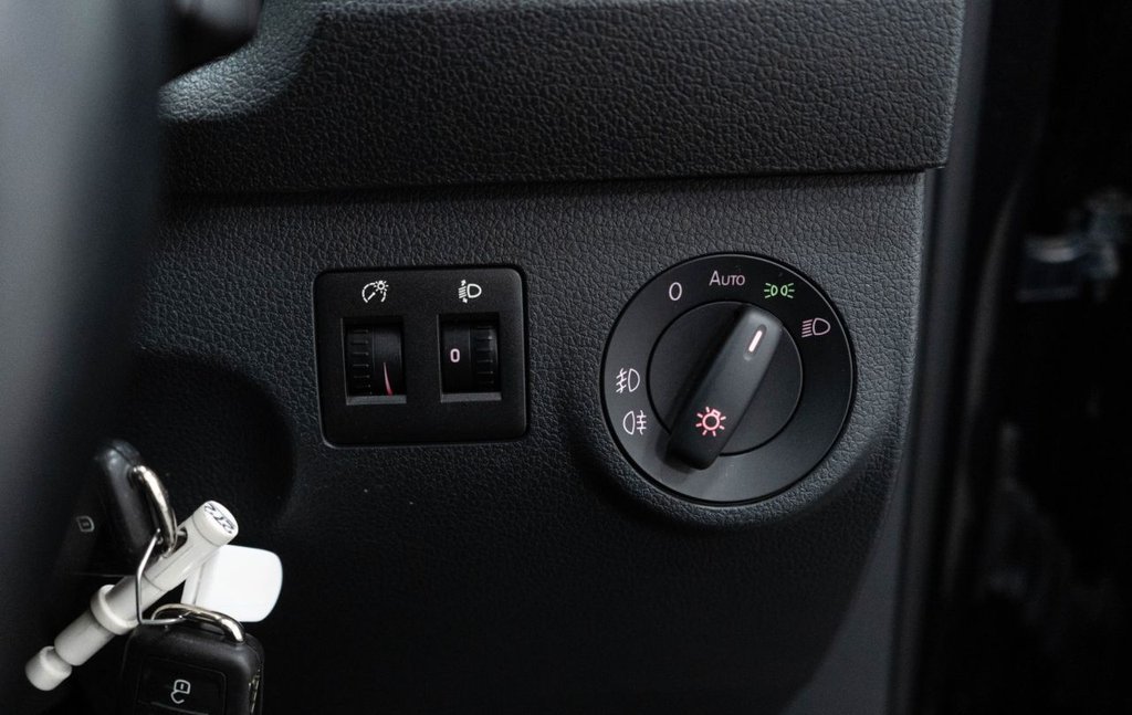 Used Volkswagen Caddy Maxi Life 2018 for sale - 77276638: Photo 23