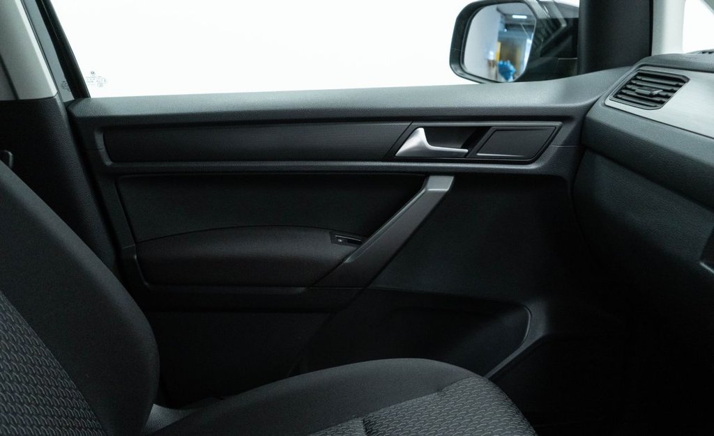 Used Volkswagen Caddy Maxi Life 2018 for sale - 77276638: Photo 29