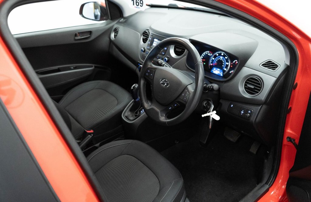 Used Hyundai i10 2019 for sale - 77841356: Photo 19