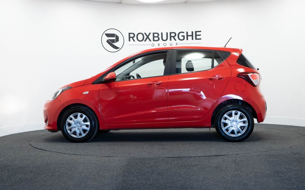 Used Hyundai i10 2019 for sale - 77841356: Photo 4