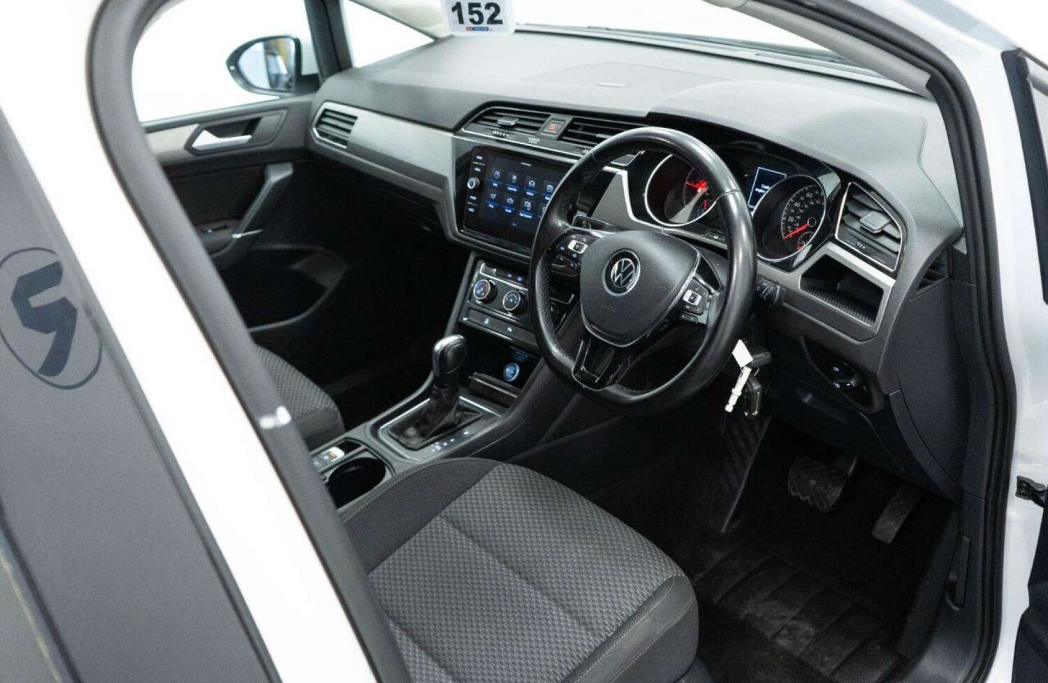 Used Volkswagen Touran 2020 for sale - 77930863: Photo 21