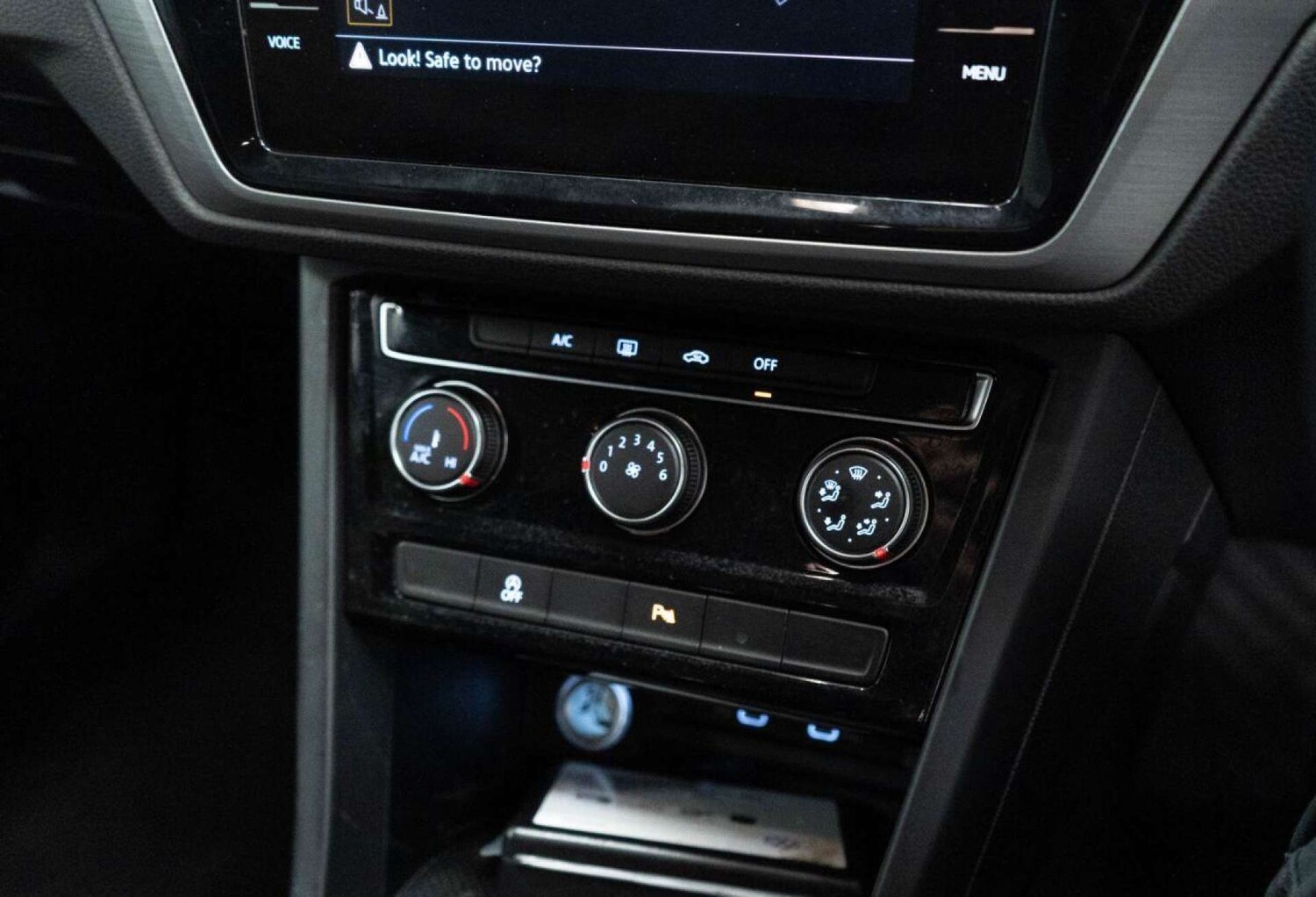 Used Volkswagen Touran 2020 for sale - 77930863: Photo 28