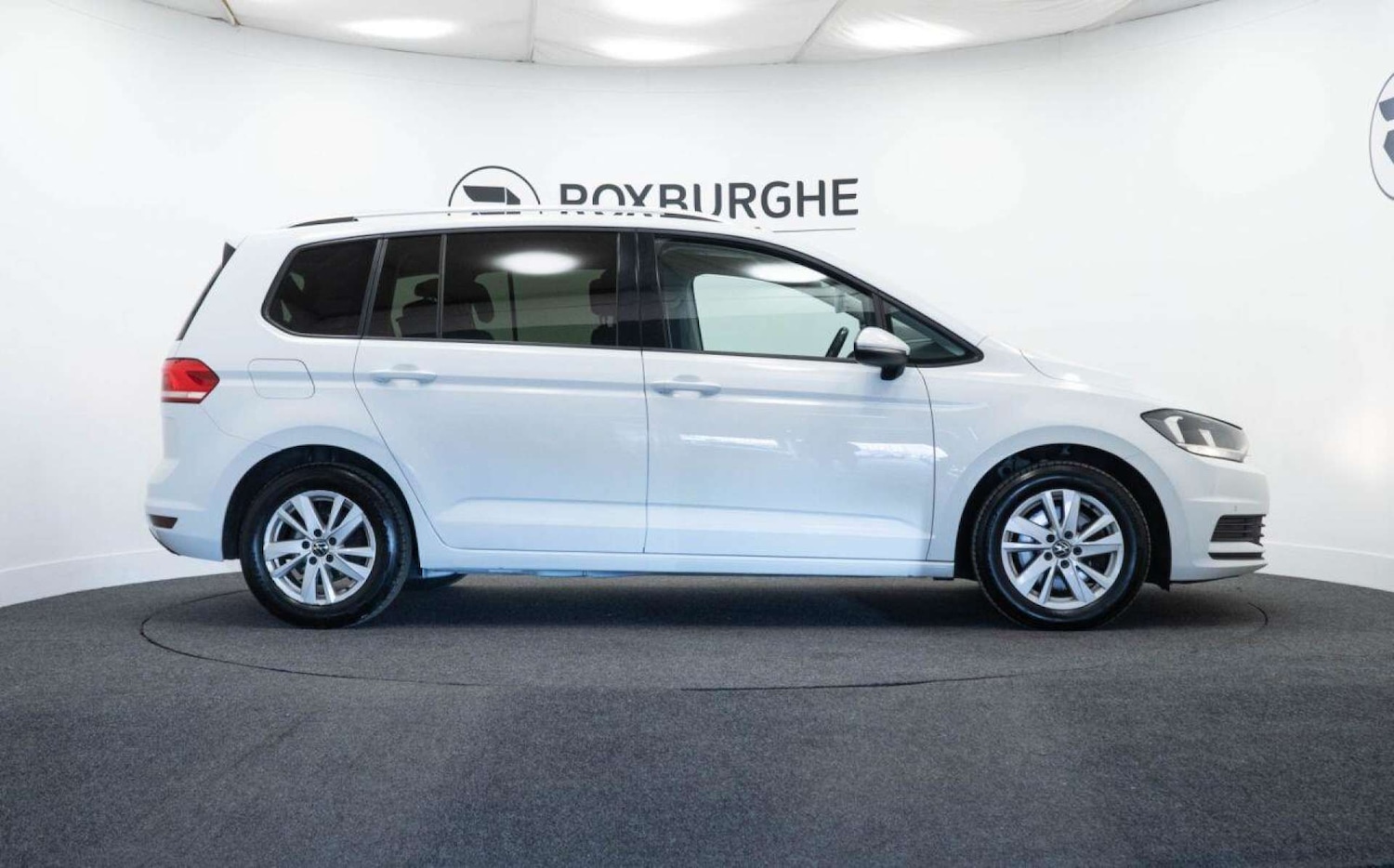 Used Volkswagen Touran 2020 for sale - 77930863: Photo 5