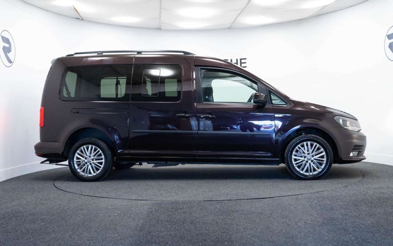 Used Volkswagen Caddy Maxi Life 2019 for sale - 77930770: Photo 9