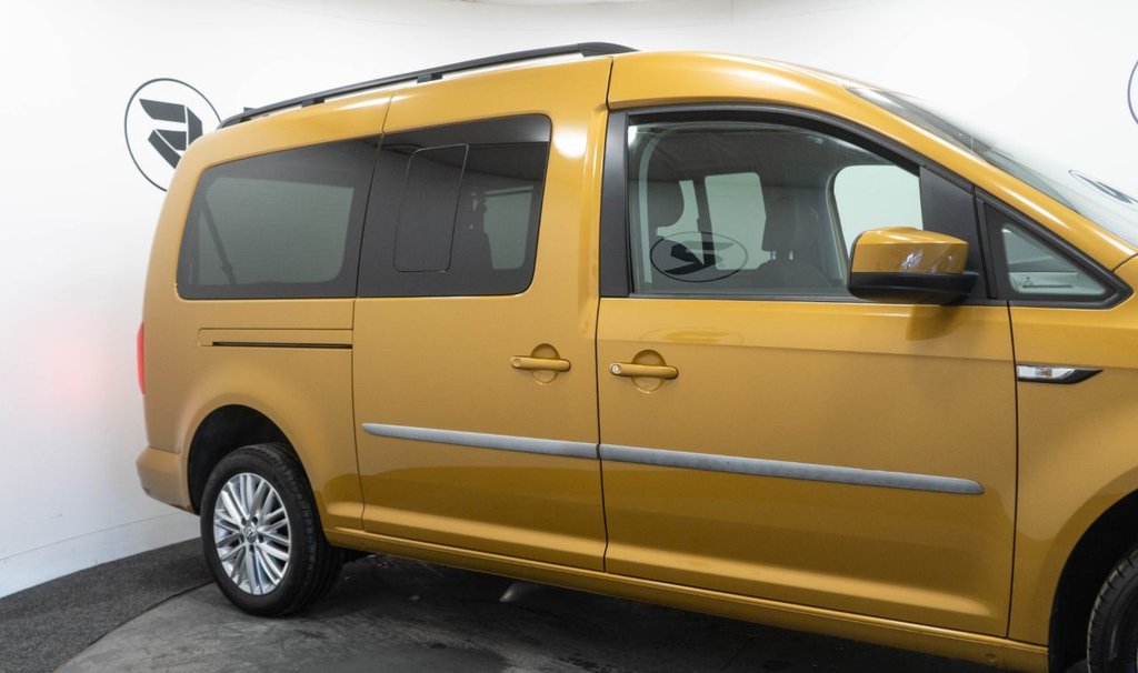 Used Volkswagen Caddy Maxi Life 2019 for sale - 76841667: Photo 13