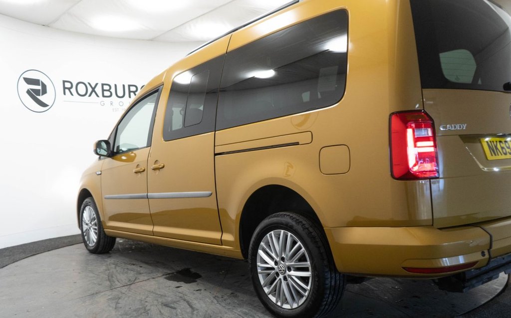Used Volkswagen Caddy Maxi Life 2019 for sale - 76841667: Photo 19