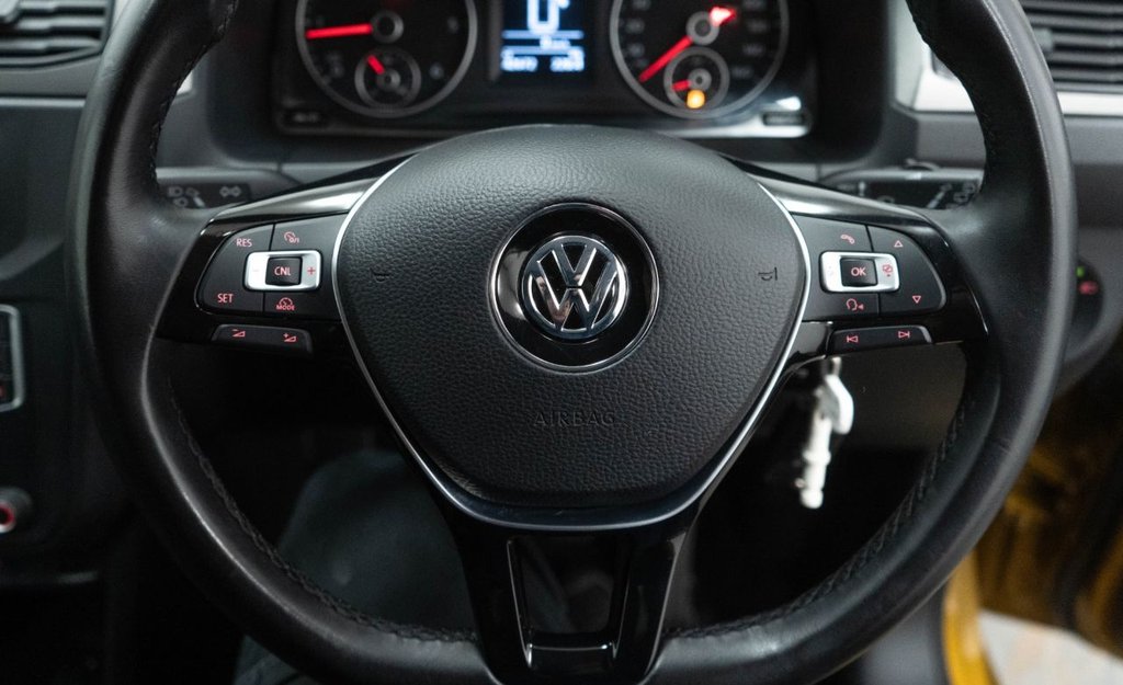 Used Volkswagen Caddy Maxi Life 2019 for sale - 76841667: Photo 25