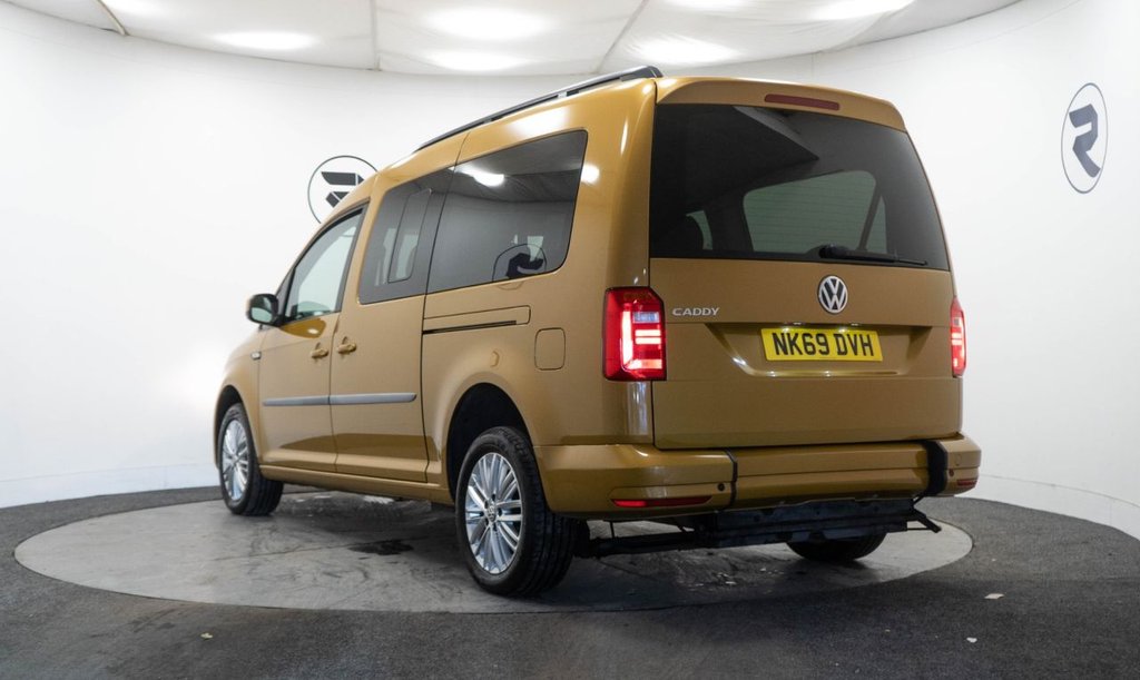 Used Volkswagen Caddy Maxi Life 2019 for sale - 76841667: Photo 5