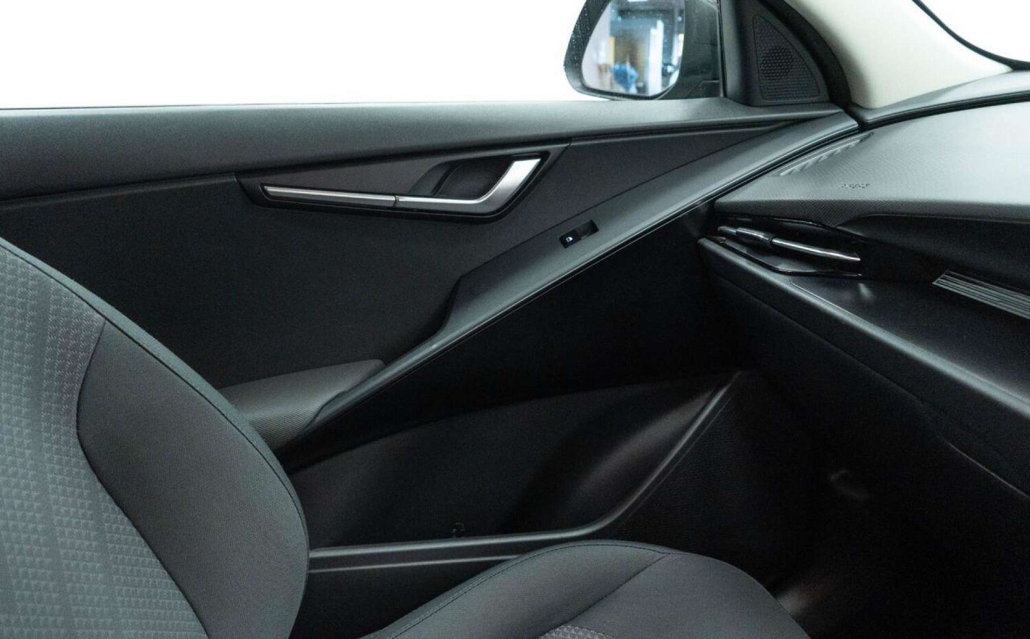 Used Kia Niro 2023 for sale - 77930936: Photo 31