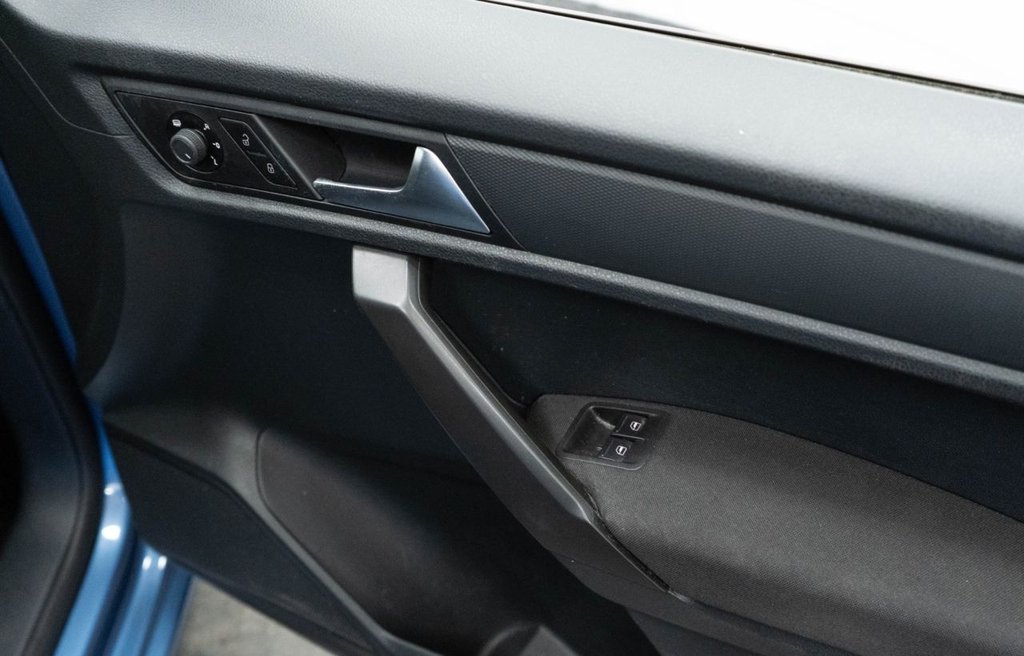 Used Volkswagen Caddy Maxi Life 2018 for sale - 77211955: Photo 22