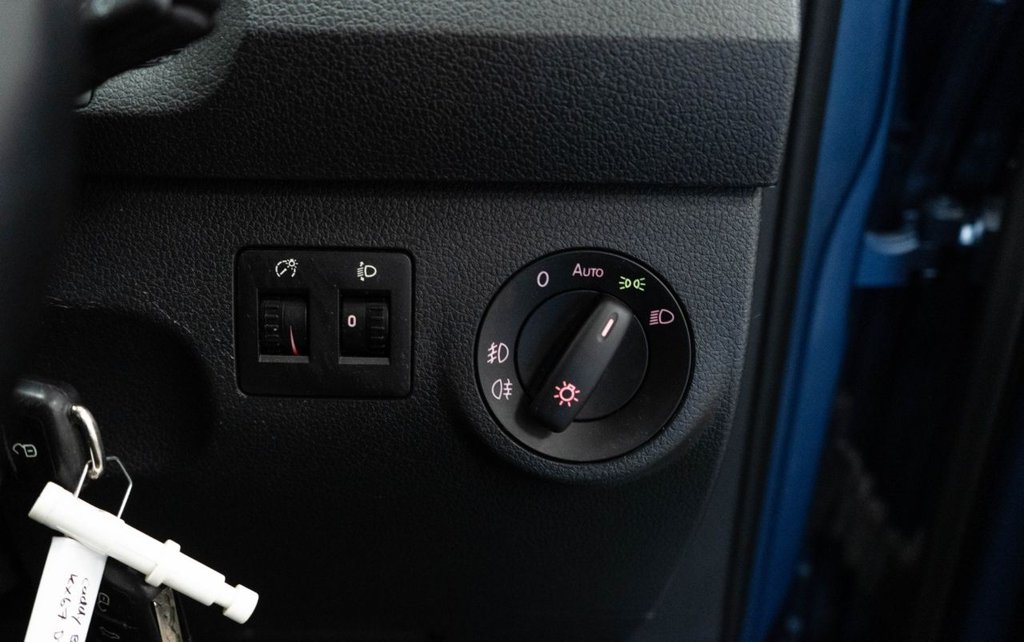 Used Volkswagen Caddy Maxi Life 2018 for sale - 77211955: Photo 23