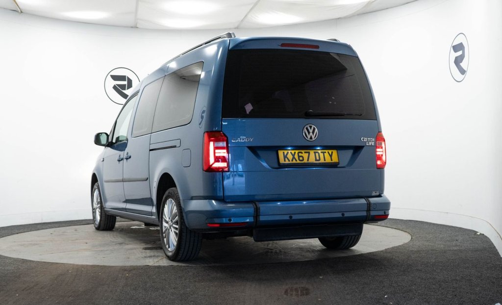Used Volkswagen Caddy Maxi Life 2018 for sale - 77211955: Photo 5