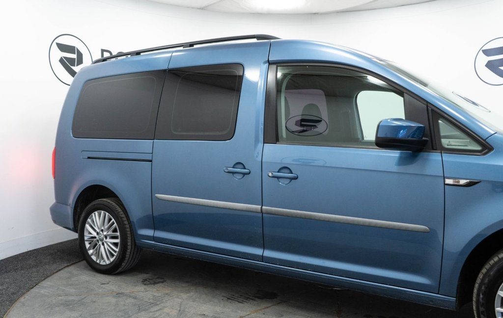 Used Volkswagen Caddy Maxi Life 2018 for sale - 77211955: Photo 7