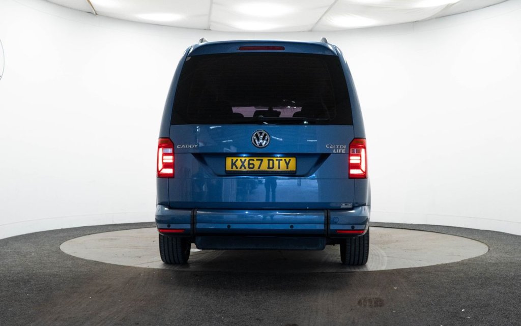 Used Volkswagen Caddy Maxi Life 2018 for sale - 77211955: Photo 8