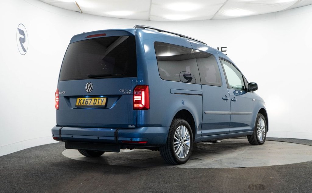 Used Volkswagen Caddy Maxi Life 2018 for sale - 77211955: Photo 9