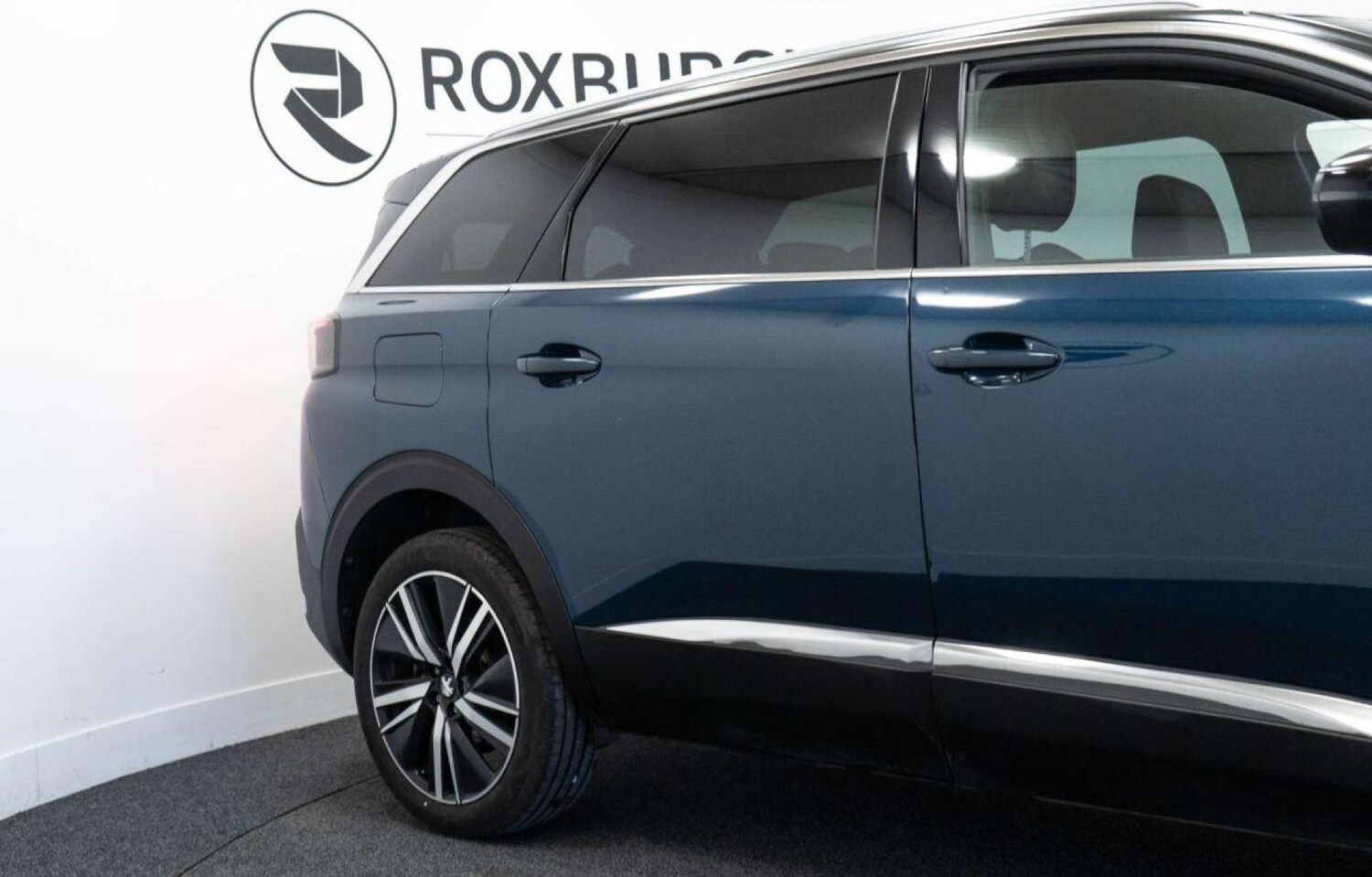 Used Peugeot 5008 2023 for sale - 77930861: Photo 13