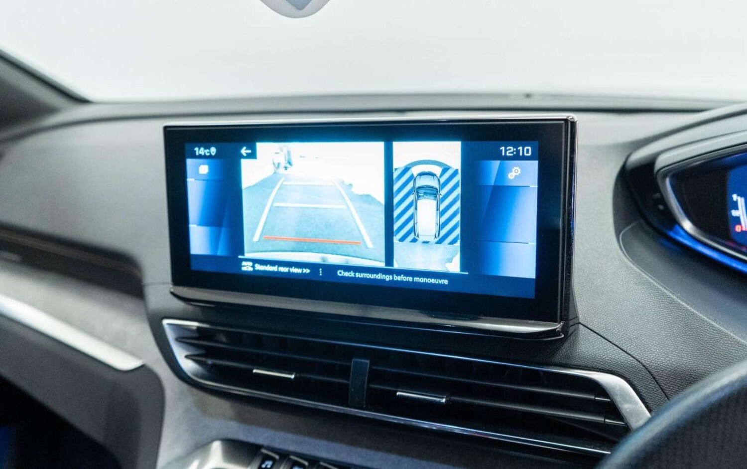 Used Peugeot 5008 2023 for sale - 77930861: Photo 26